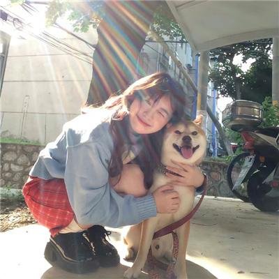 布劳涅森林的女人们
